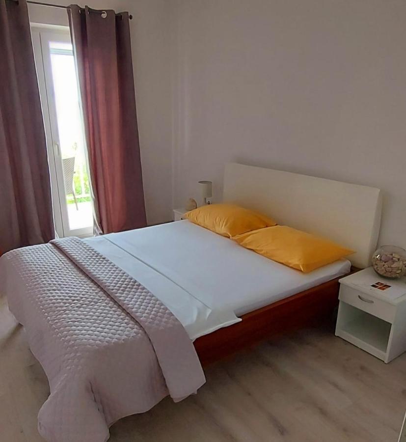 Apartments Santic Podaca Ngoại thất bức ảnh